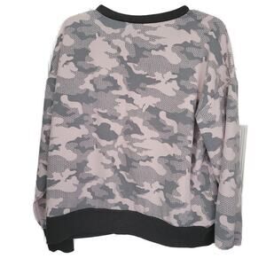Women's Comfy Size Large Pink and Green Camo Loungewear‎ Sweatshirt Reebok